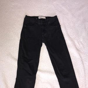 Black super skinny garage jeans